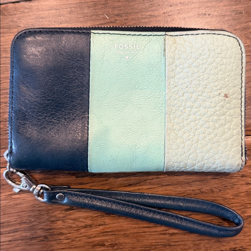 Well loved Fossil Black and Mint Colorblock Wristlet Wallet